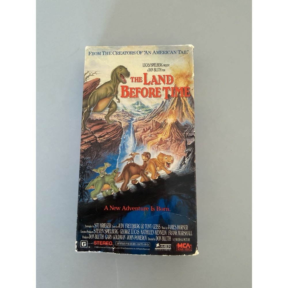 The Land Before Time VHS 1989 MCA Home Video Spielberg Bluth Retro Movie
